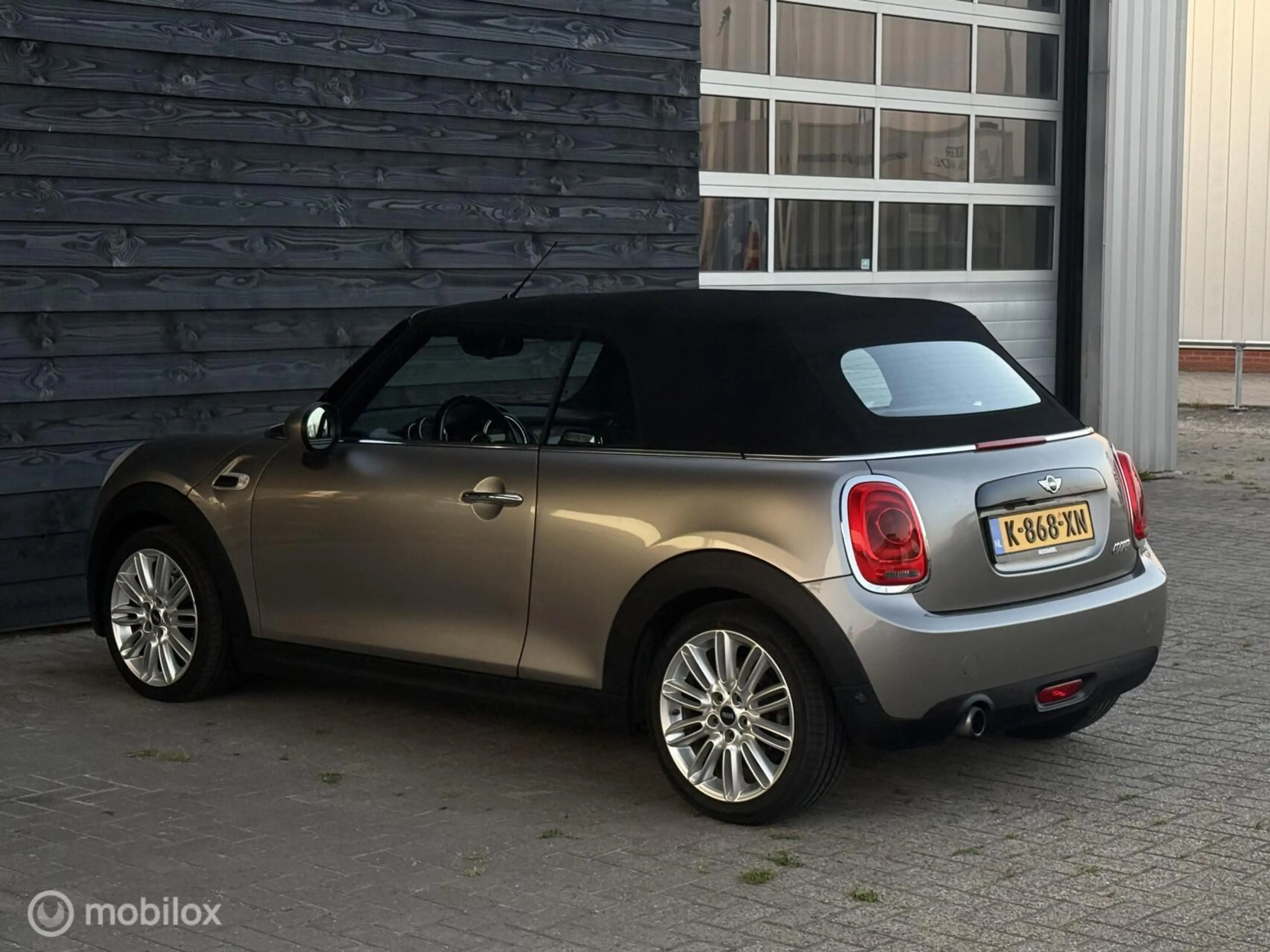 MINI Cooper Cabrio 1.5 Chili | LED | Sportstoelen | Camera — photo 3