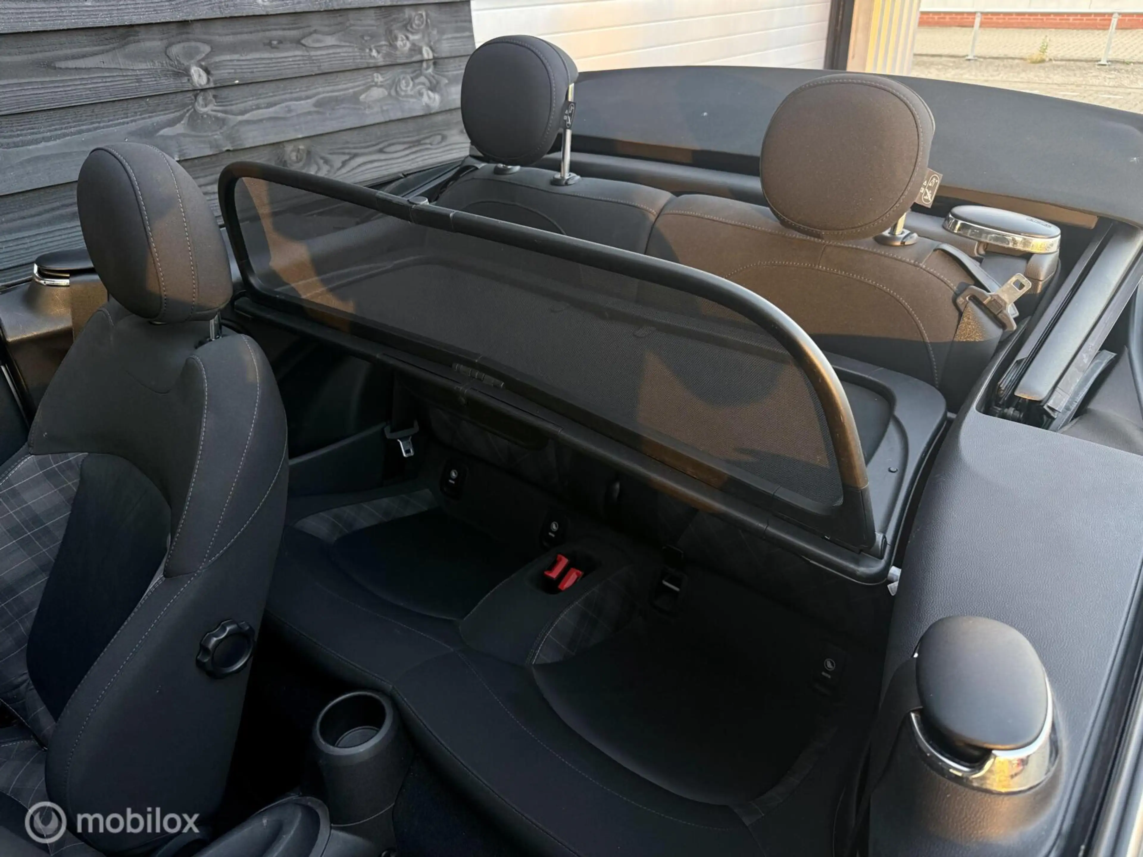 MINI Cooper Cabrio 1.5 Chili | LED | Sportstoelen | Camera — photo 14