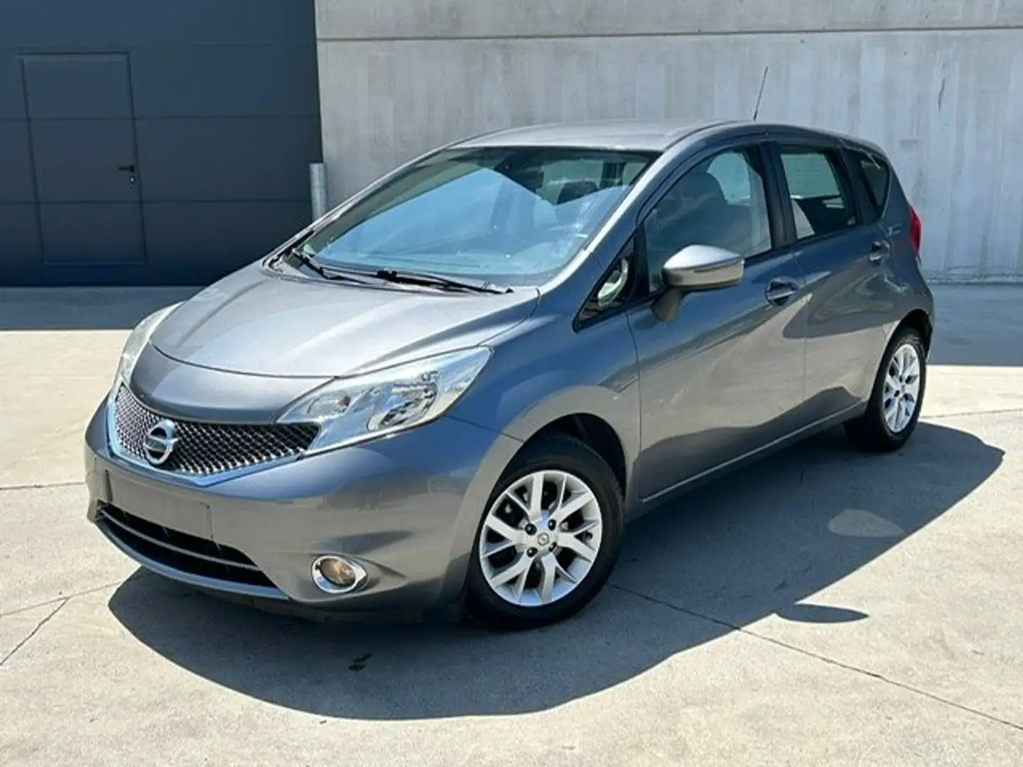 Nissan Note 1.5 dCi GPS Clim Cruise Prêt à immatriculer Gris - 1