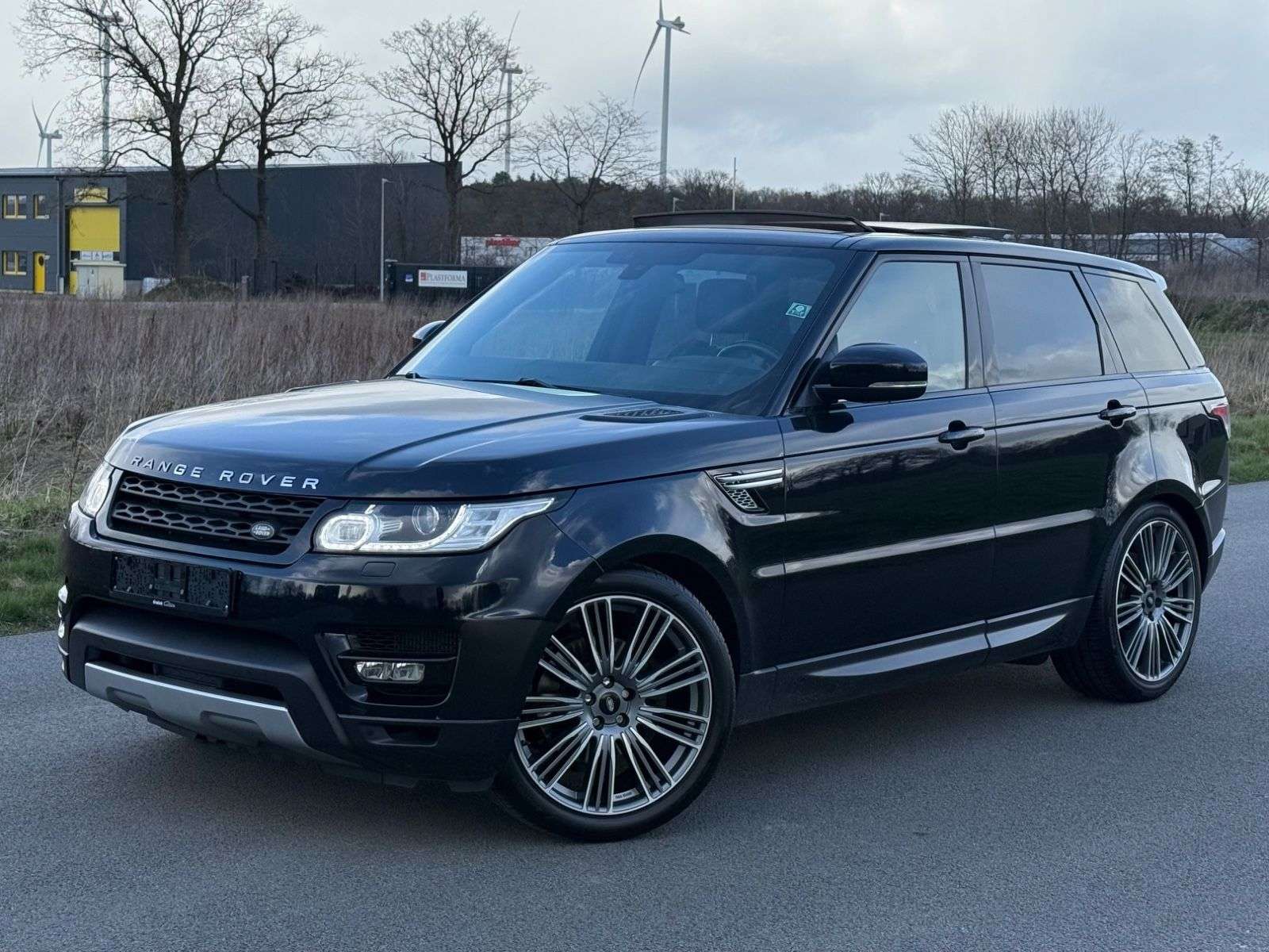 Second hand Land Rover Range Rover Sport 3.0