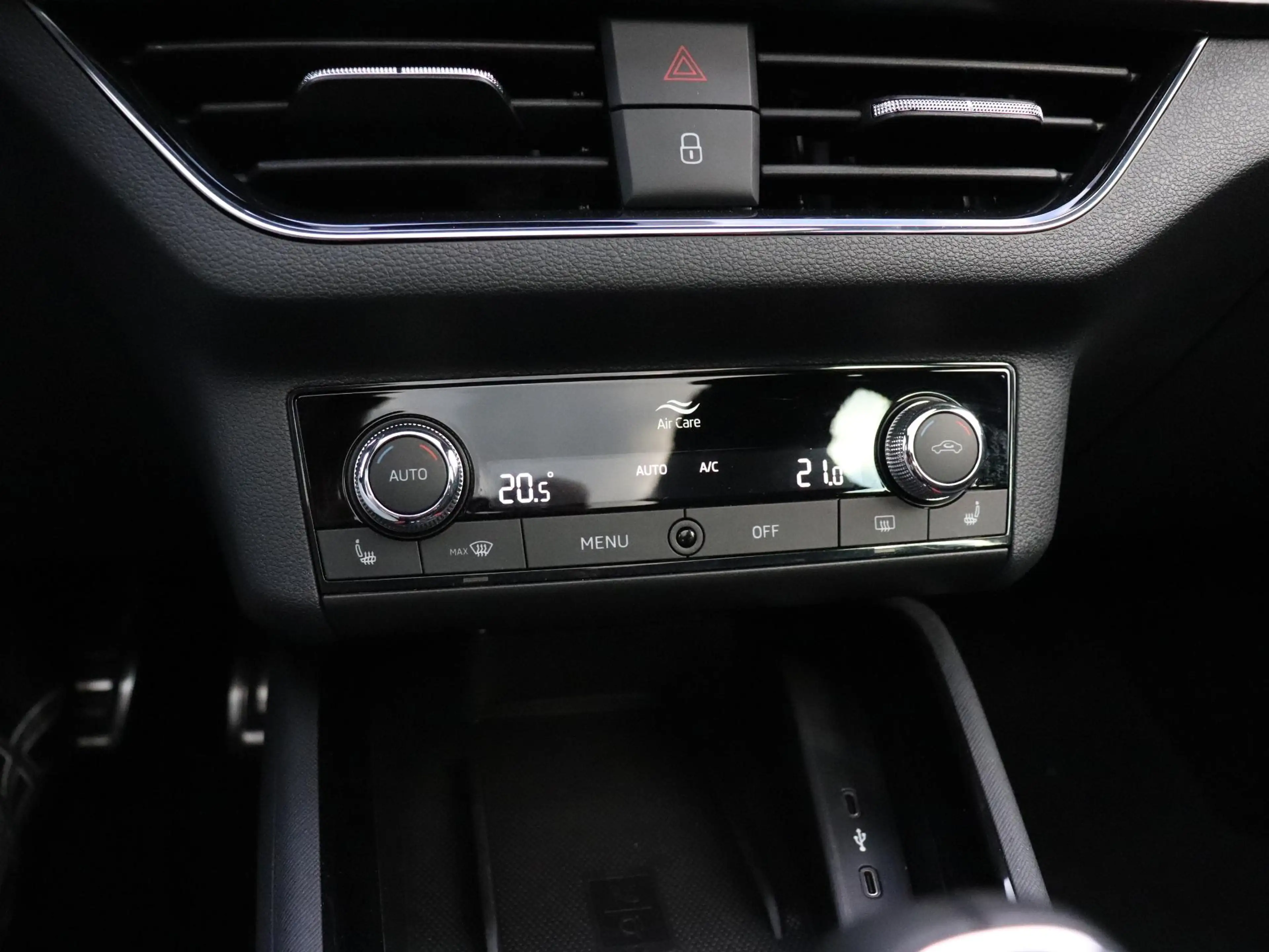 Skoda Kamiq 1.5 TSI ACT Monte Carlo | DSG | PANO | SPORTSTOELE — photo 26