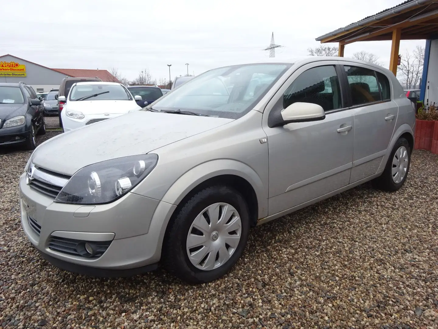 Opel Astra 1.8 Elegance Grau - 1