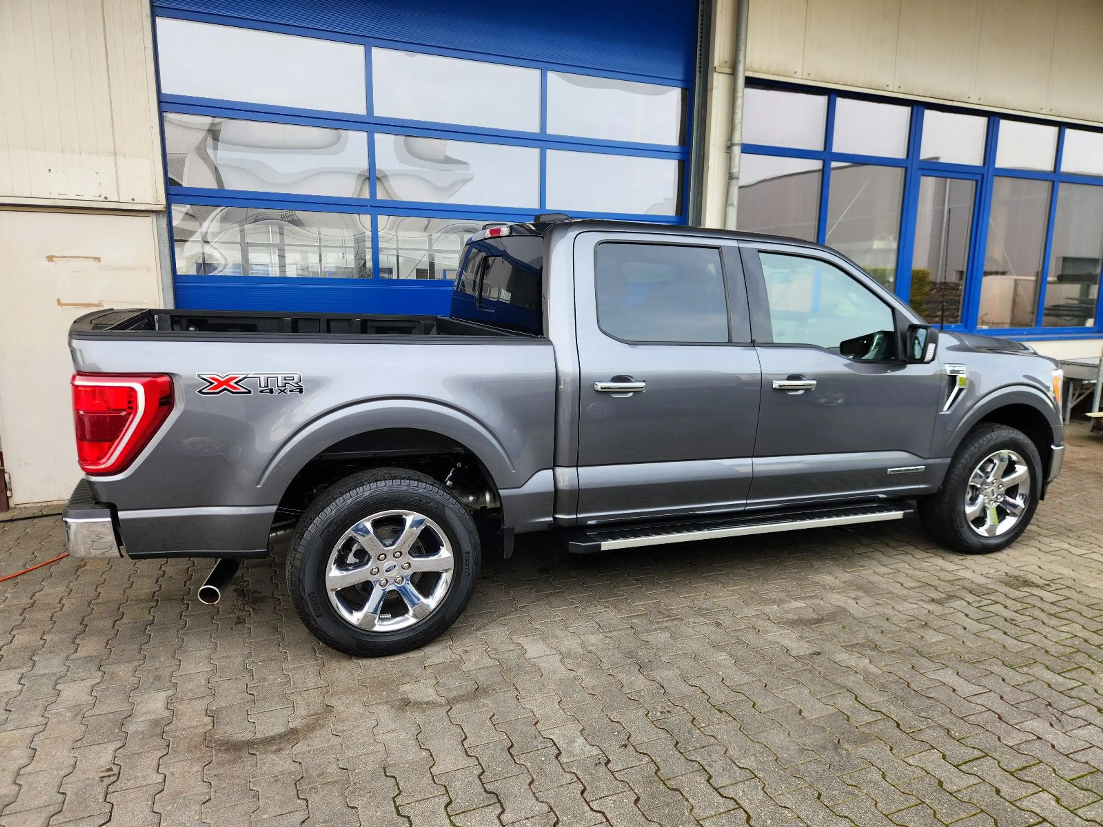 Ford F 150 3.5 XLT Powerboost XTR 4X4 — photo 8