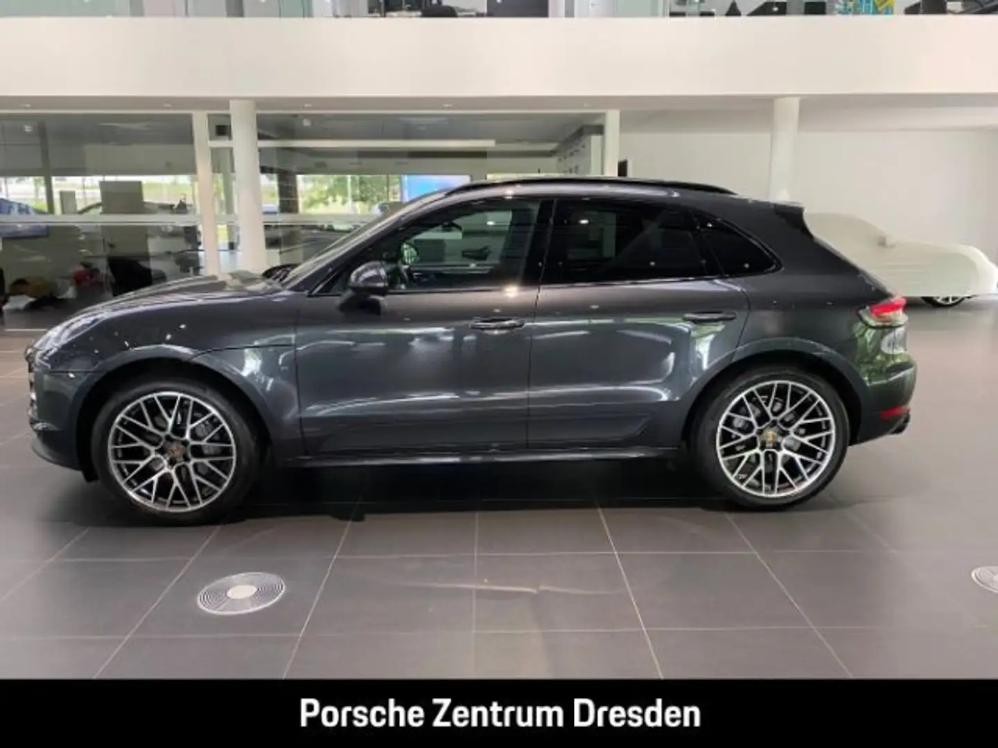 Porsche Macan S Pano Luft Sport Chrono Sitzbelü Kamera Grau - 2