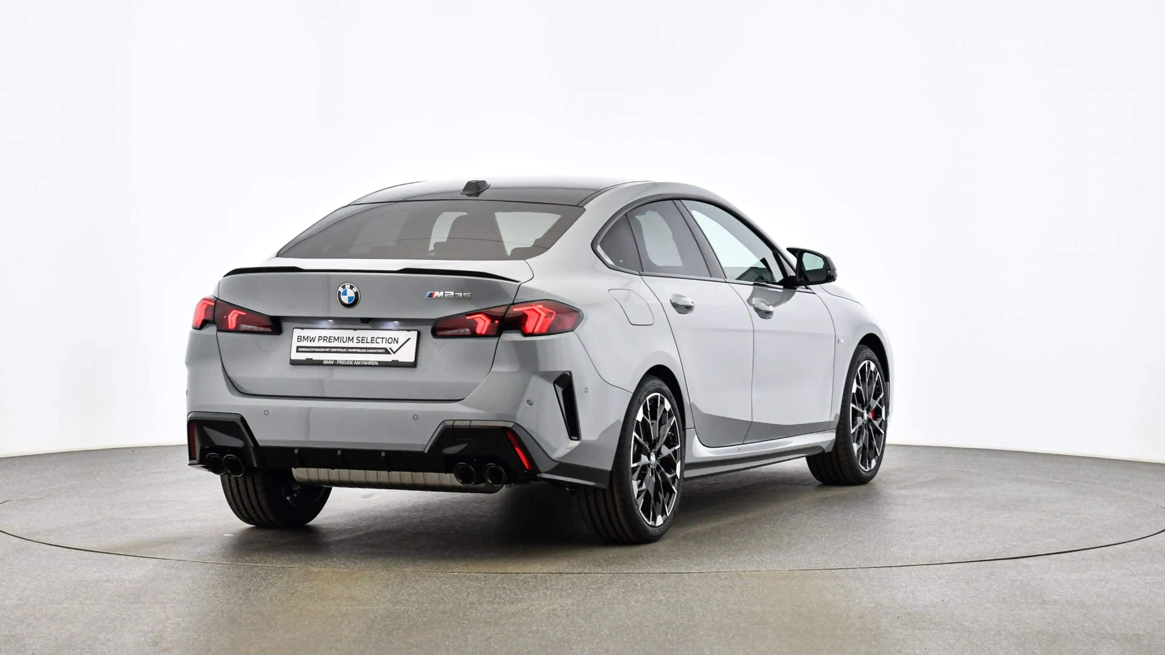 BMW 235 M235i xDrive Gran Coupé — photo 7