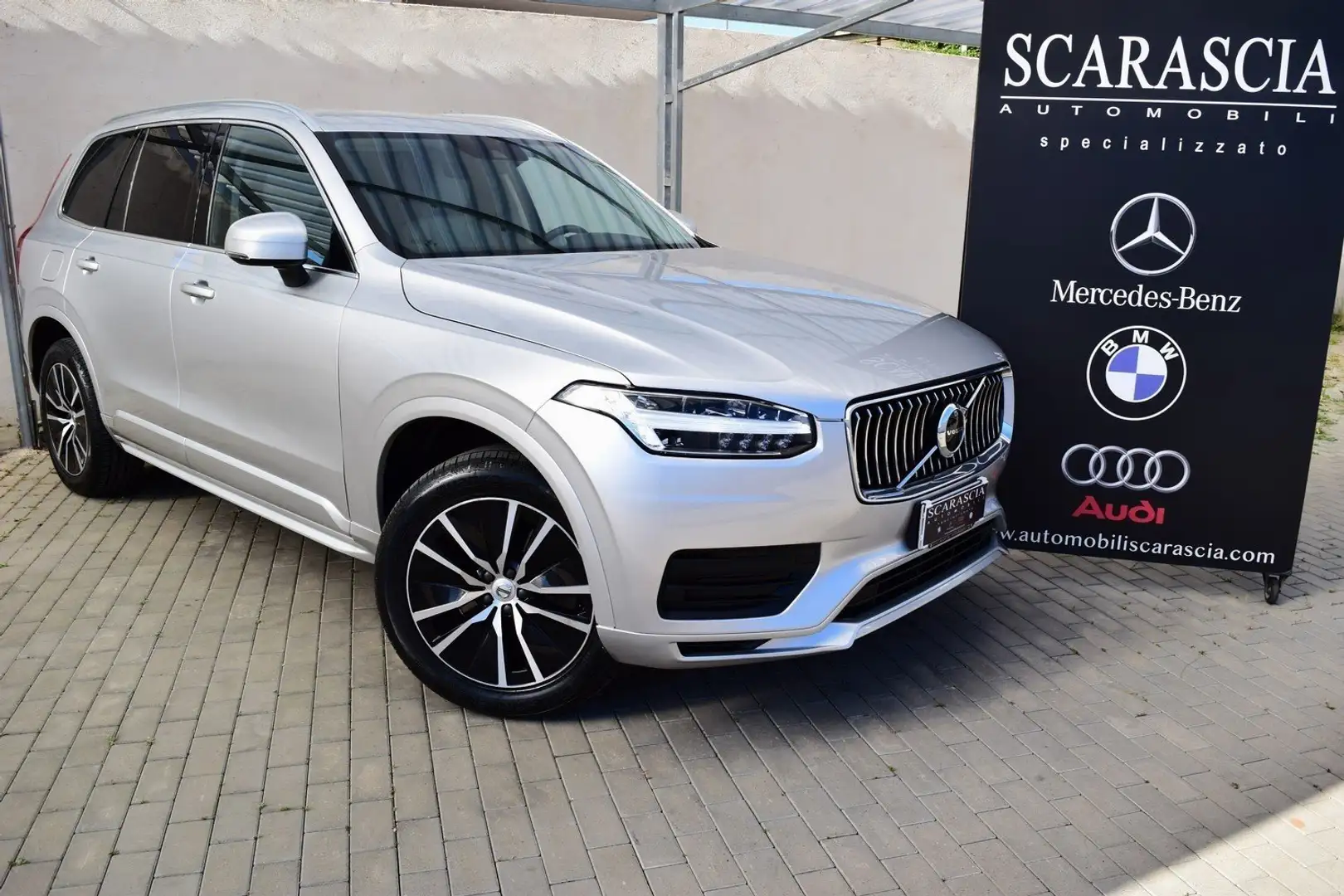 Volvo XC90 2.0 B5 235 cv AWD Geartronic Business Plus Argento - 1