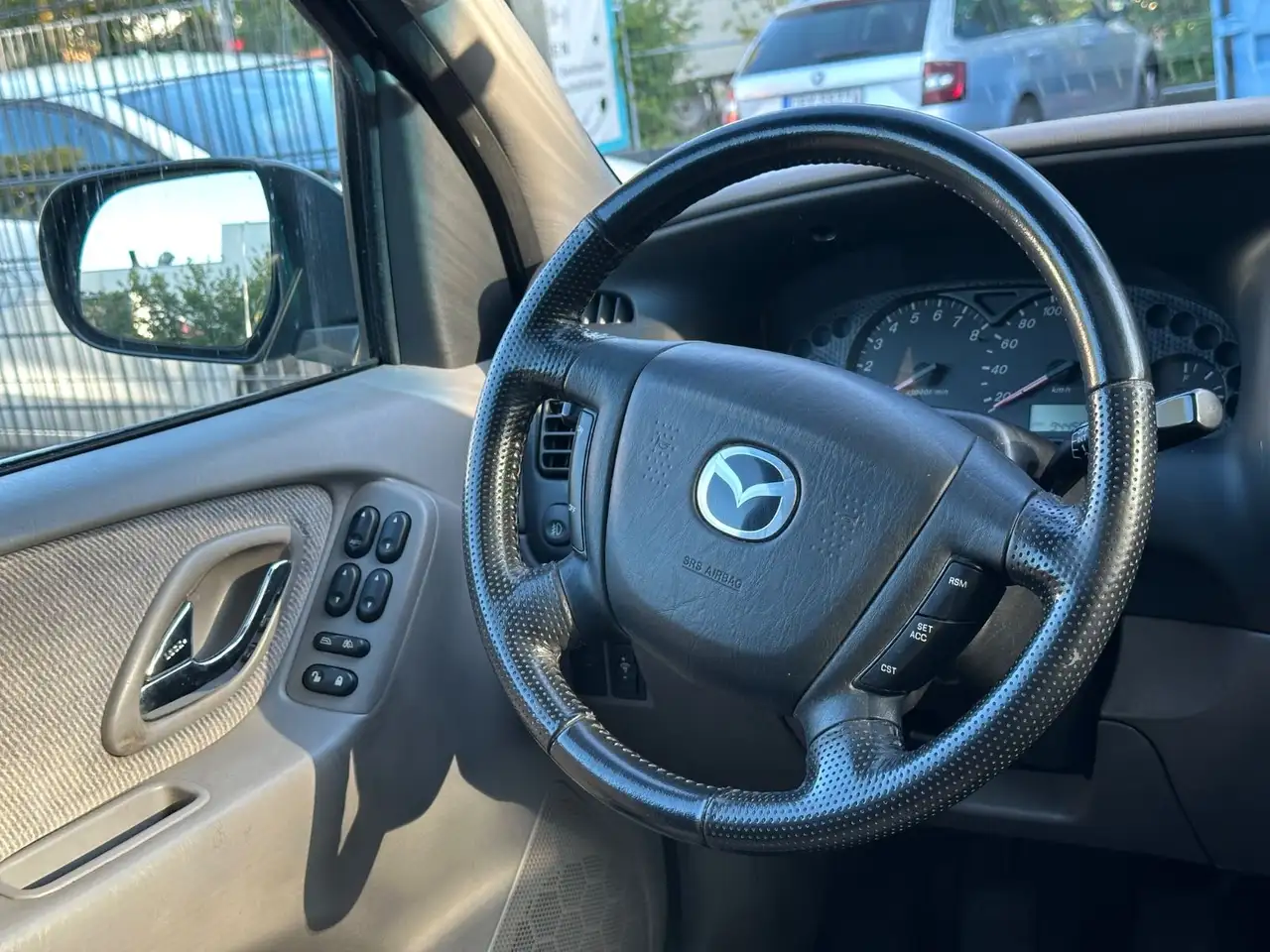 Mazda Tribute 2.0 Comfort 4x4, foto 12