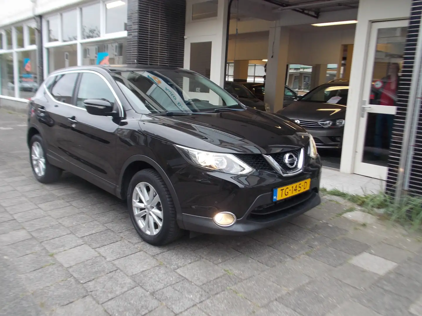 Nissan Qashqai 1.2 Acenta NAVI TREKHAAK PDC NIEUWSTAAT Noir - 1