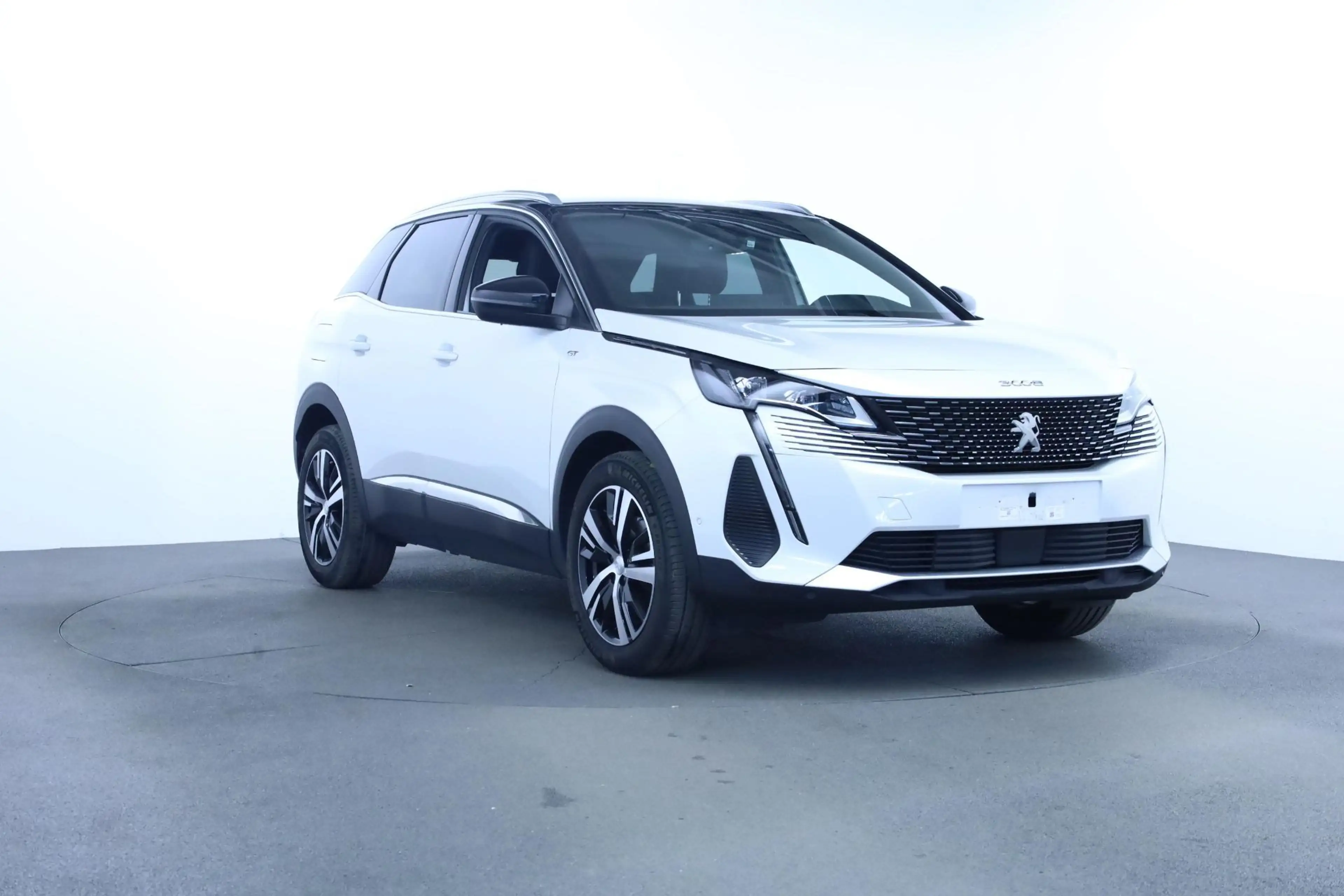 Peugeot 3008 PureTech 130 EAT8 GT Aut. NP 49.290.- *-50% — photo 3