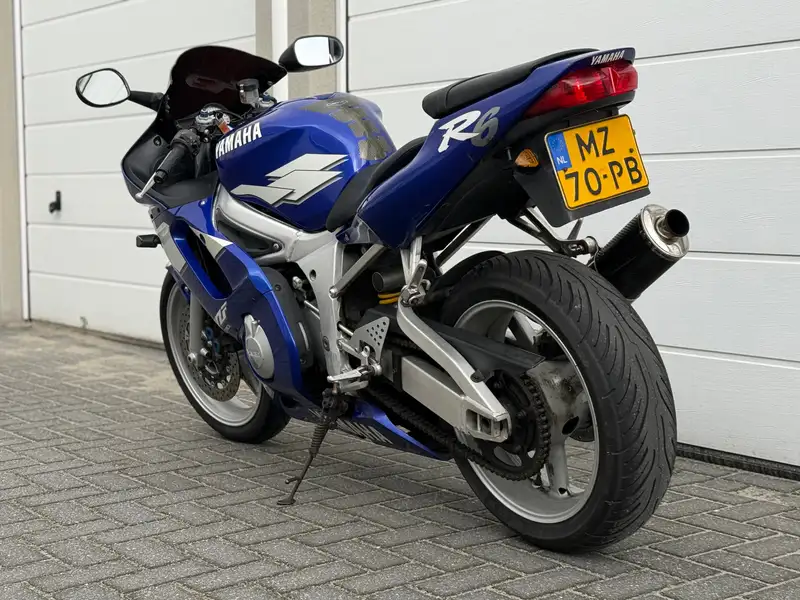 Yamaha YZF-R6 - foto 8
