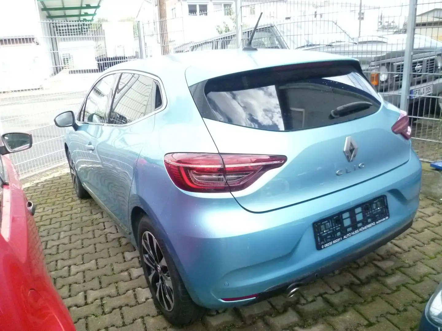 Renault Clio Intens Blau - 2