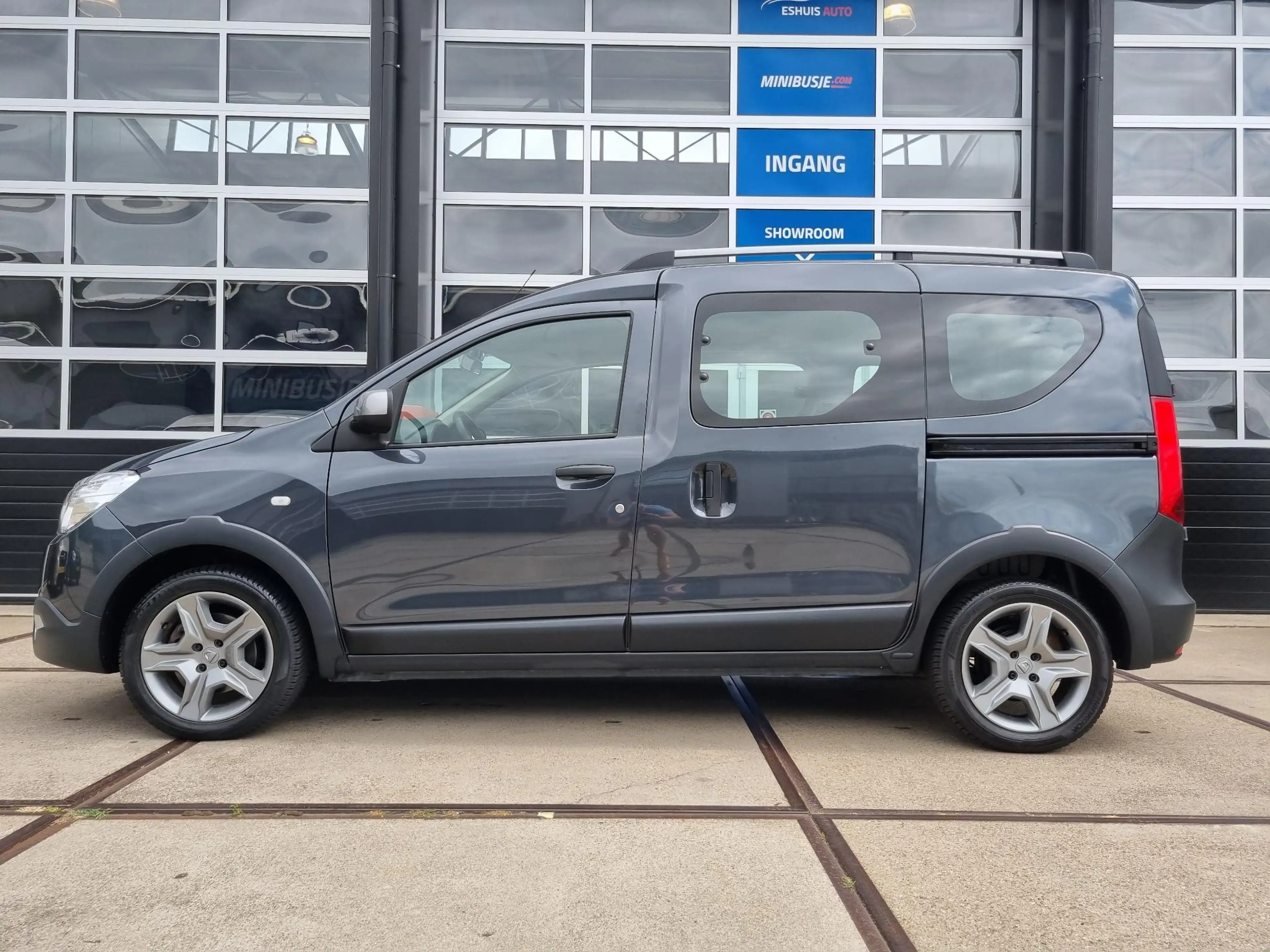Dacia Dokker 1.3 TCe Stepway 130pk. NAVI / CAMERA / CRUISE / PD — photo 2