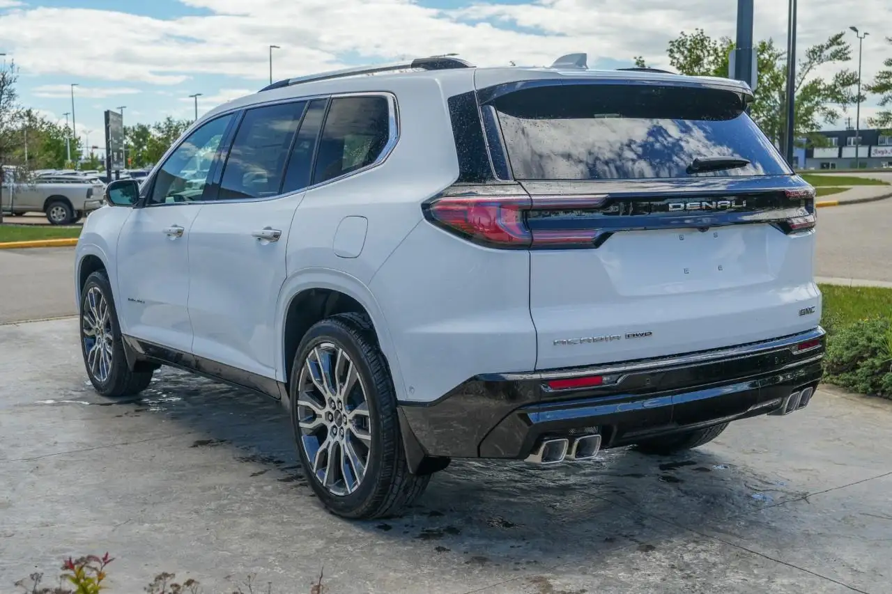 GMC Acadia fotografie GMC Acadia