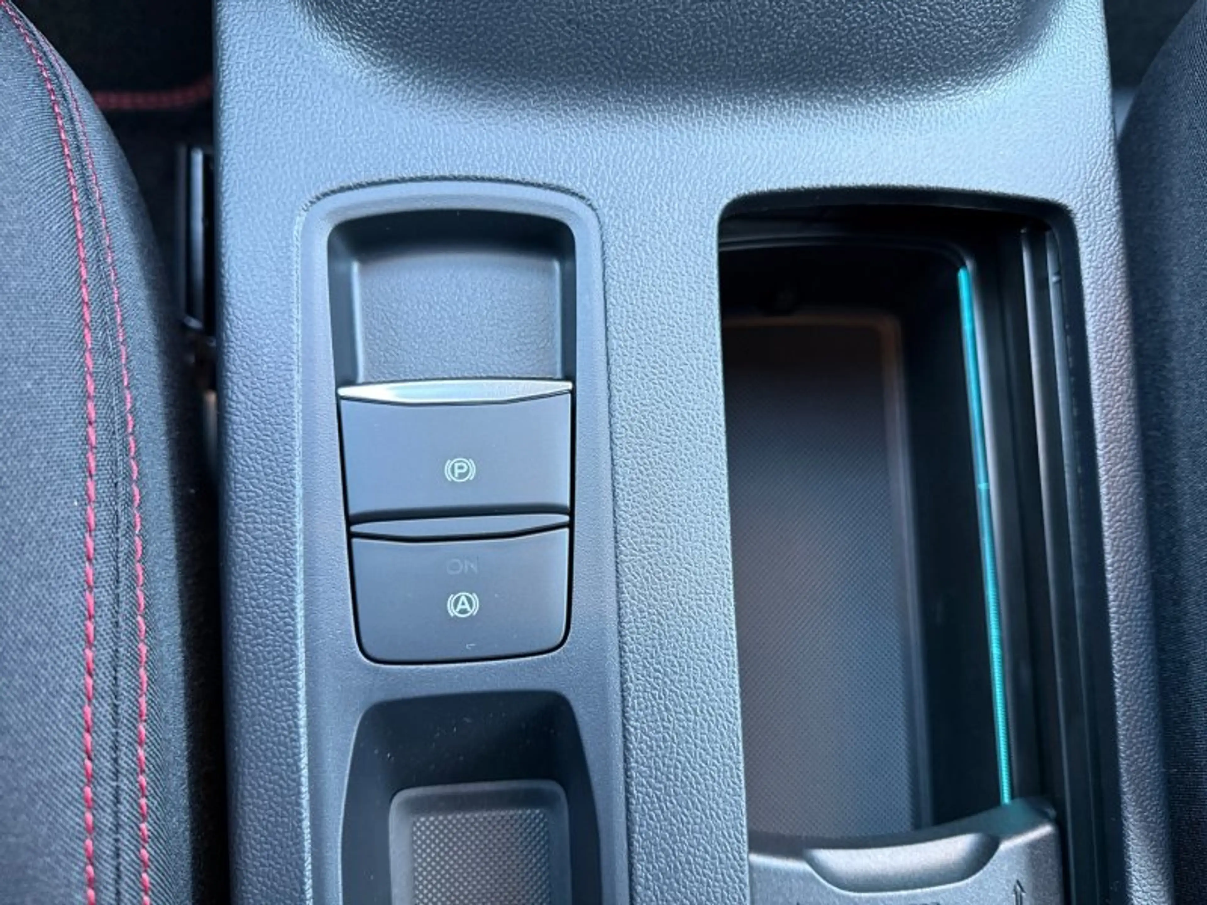 Ford Focus ST-Line X 1.0 155PS Aut.aAHK/LED/Kamera/Winterp. * — photo 26