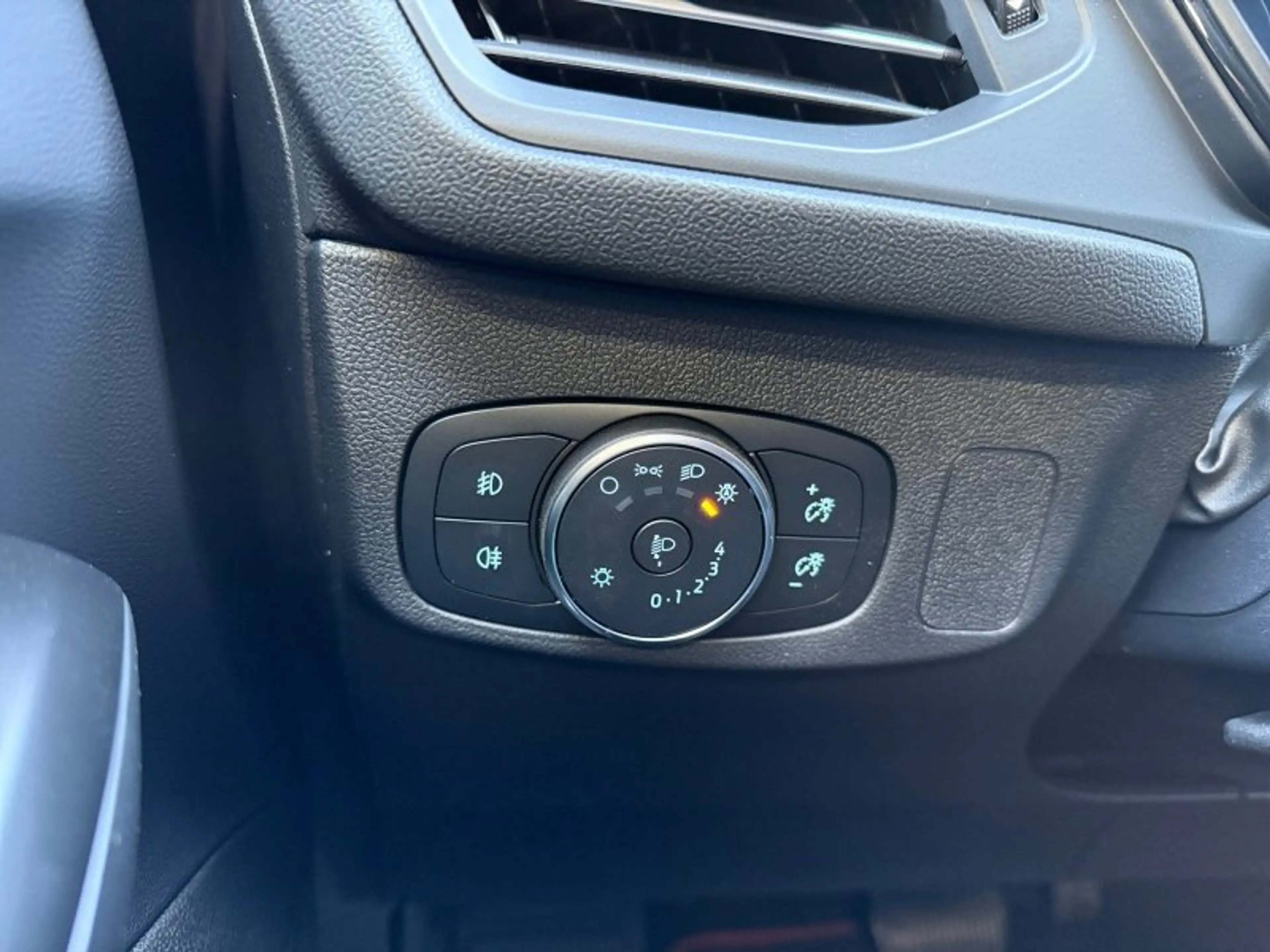 Ford Focus ST-Line X 1.0 155PS Aut.aAHK/LED/Kamera/Winterp. * — photo 24