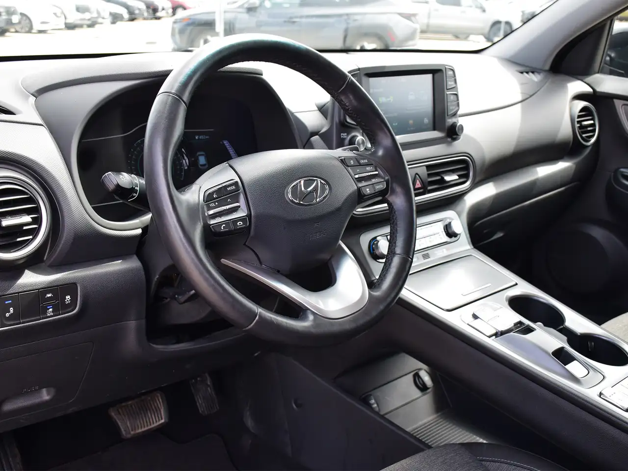 Hyundai KONA снимка Hyundai KONA