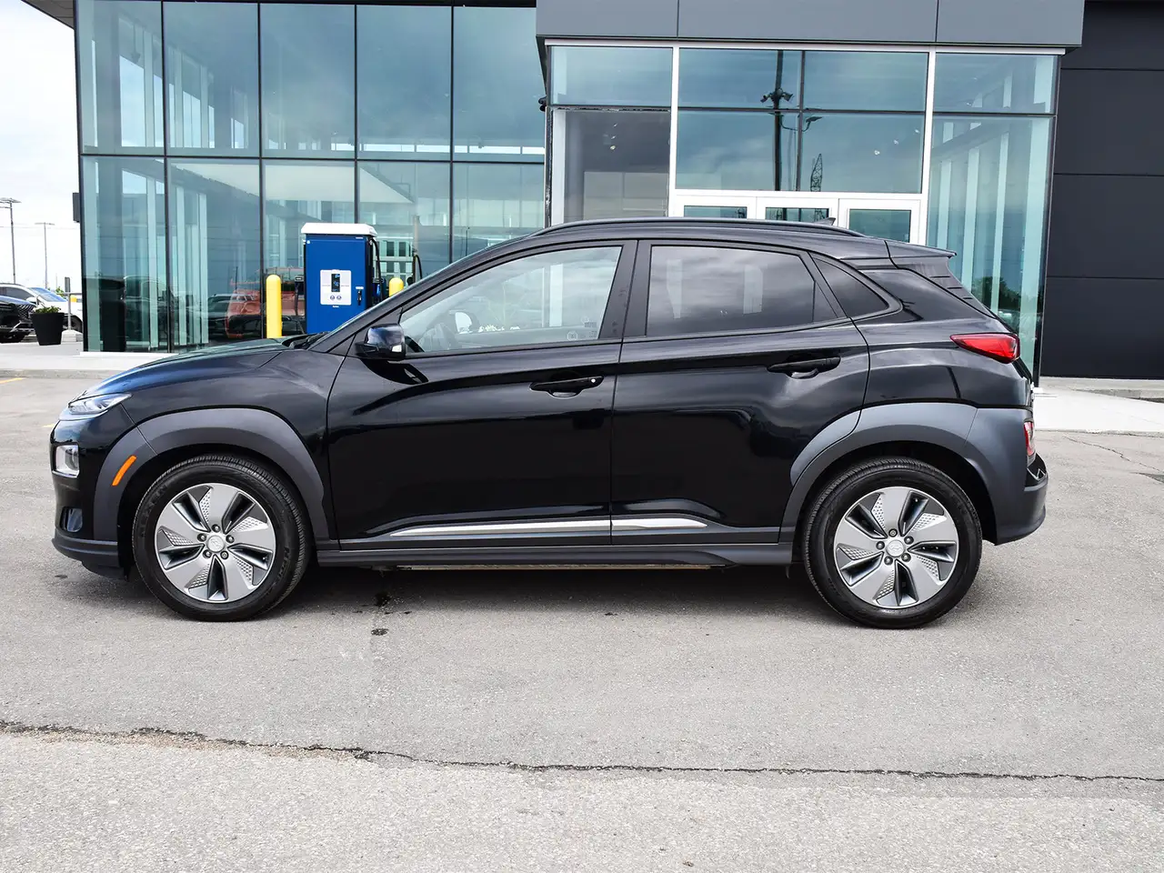 Hyundai KONA снимка Hyundai KONA