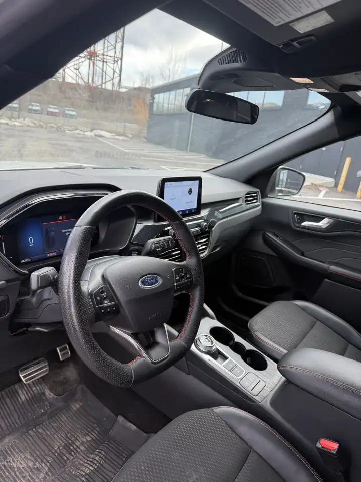 Ford Escape снимка Ford Escape