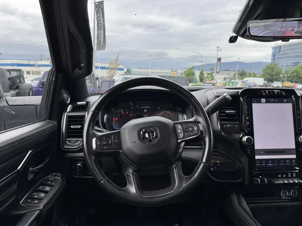 RAM 3500 снимка RAM 3500