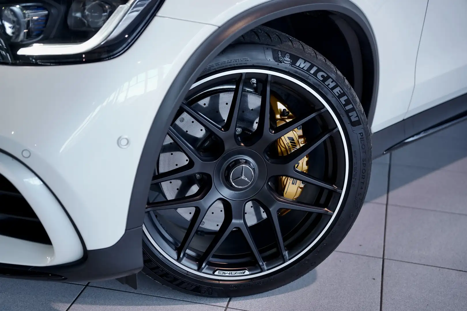 Mercedes-Benz GLC 63 AMG S 4M *21 *Pano*Perf-AGA*BURM*Keramik Blanc - 2