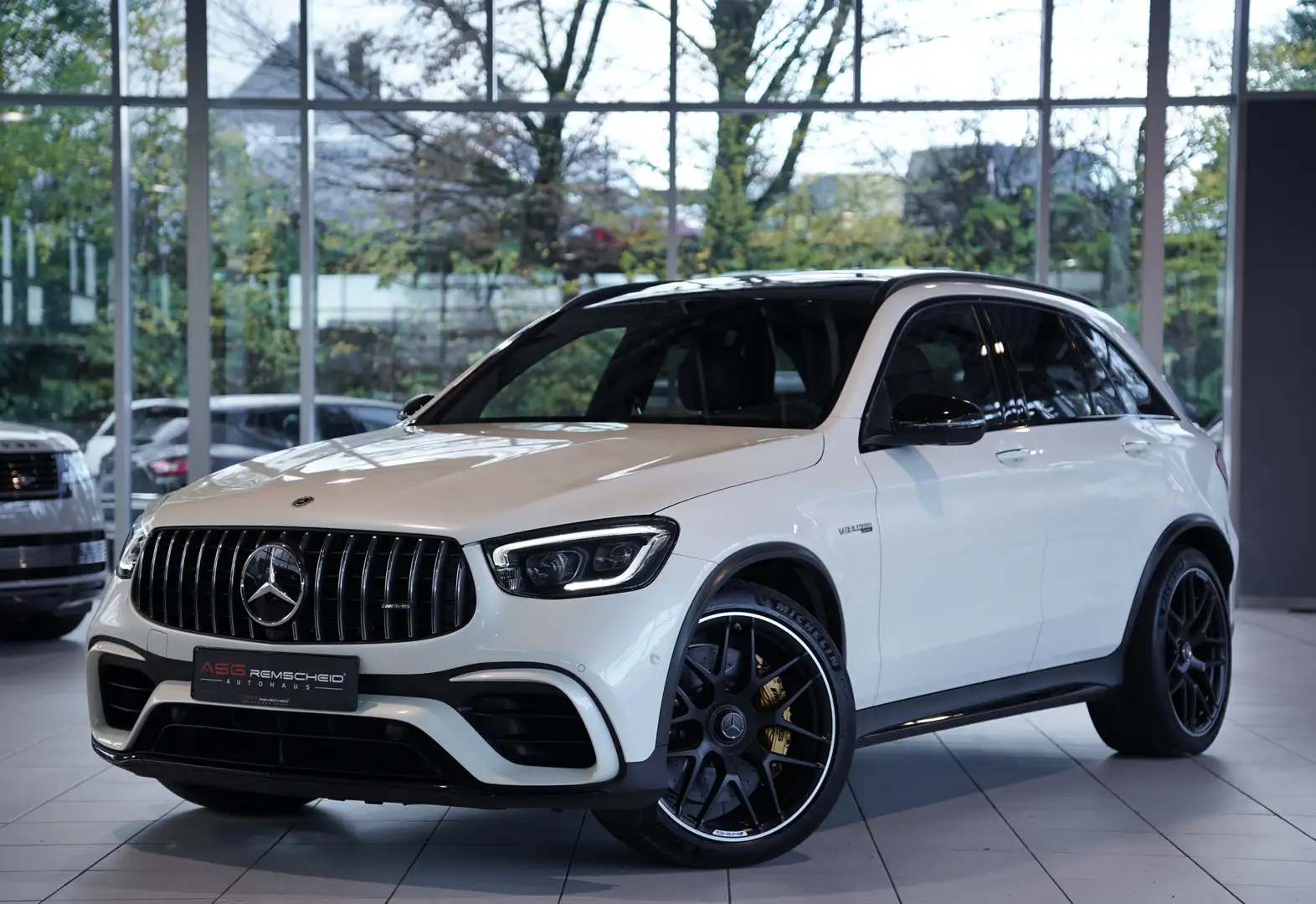 Mercedes-Benz GLC 63 AMG S 4M *21 *Pano*Perf-AGA*BURM*Keramik Blanc - 1