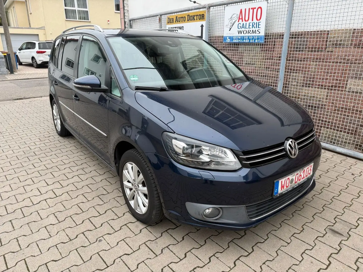 Volkswagen Touran Highline BMT Kamera Ahk Blau - 1
