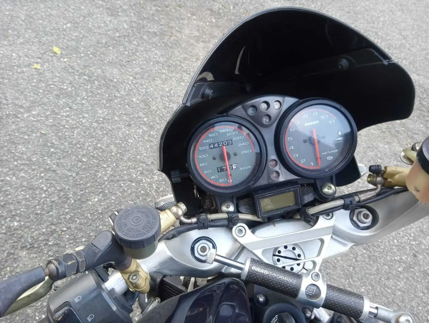 Ducati Monster 900 Zwart - 2