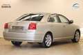 Toyota Avensis 2.4 163PS Automatik Executive Navi 1Hand Zilver - thumbnail 6