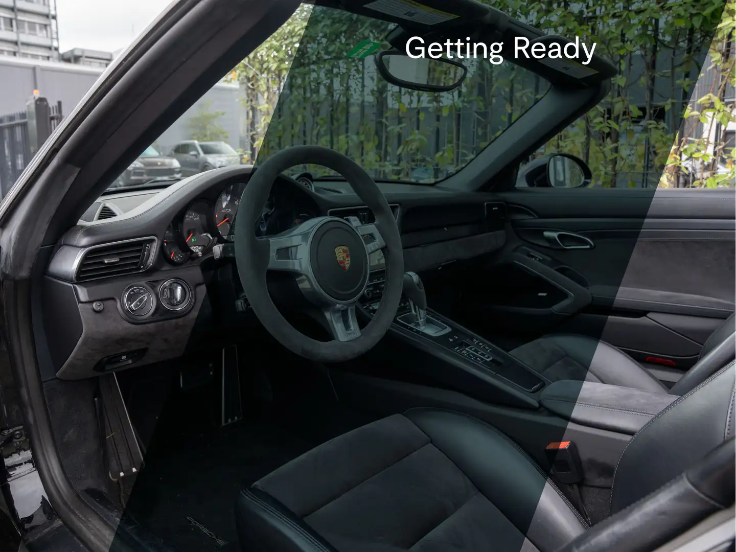 Porsche 991 Cabrio 3.8 Carrera GTS Zwart - 2