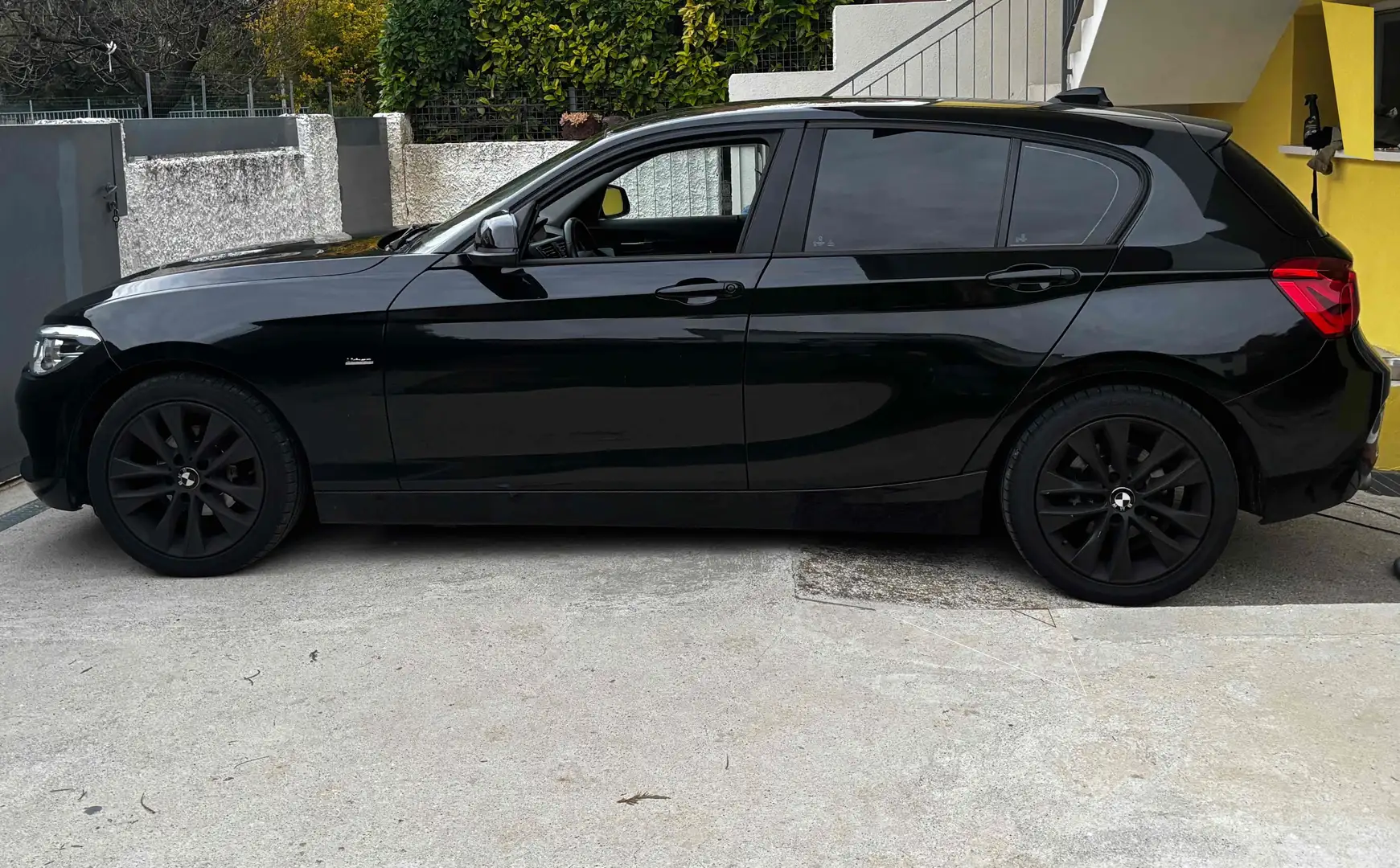 BMW 116 116d Urban 5p auto - 2