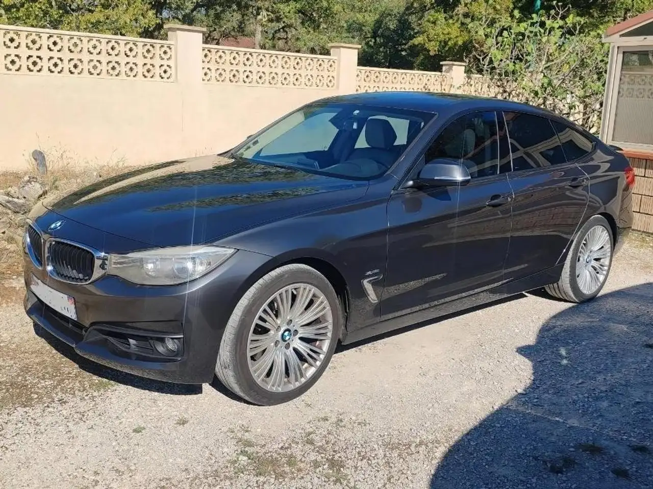 BMW 330