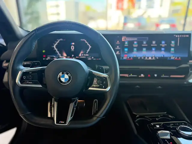 BMW 520 d MHEV xDrive Aut. *PANO* 360* SITZBELÜFTUNG* S... Ansicht 25