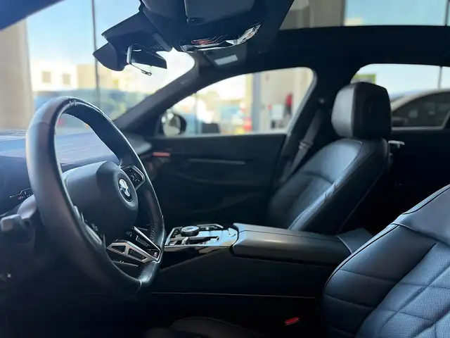 BMW 520 d MHEV xDrive Aut. *PANO* 360* SITZBELÜFTUNG* S... Ansicht 24