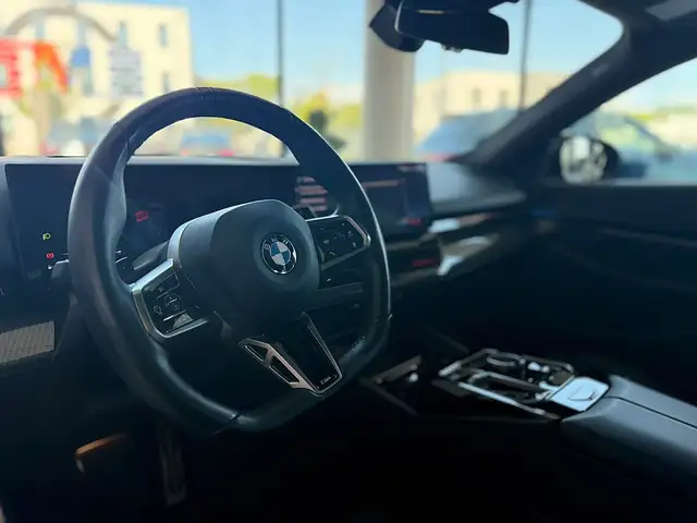 BMW 520 d MHEV xDrive Aut. *PANO* 360* SITZBELÜFTUNG* S... Ansicht 23