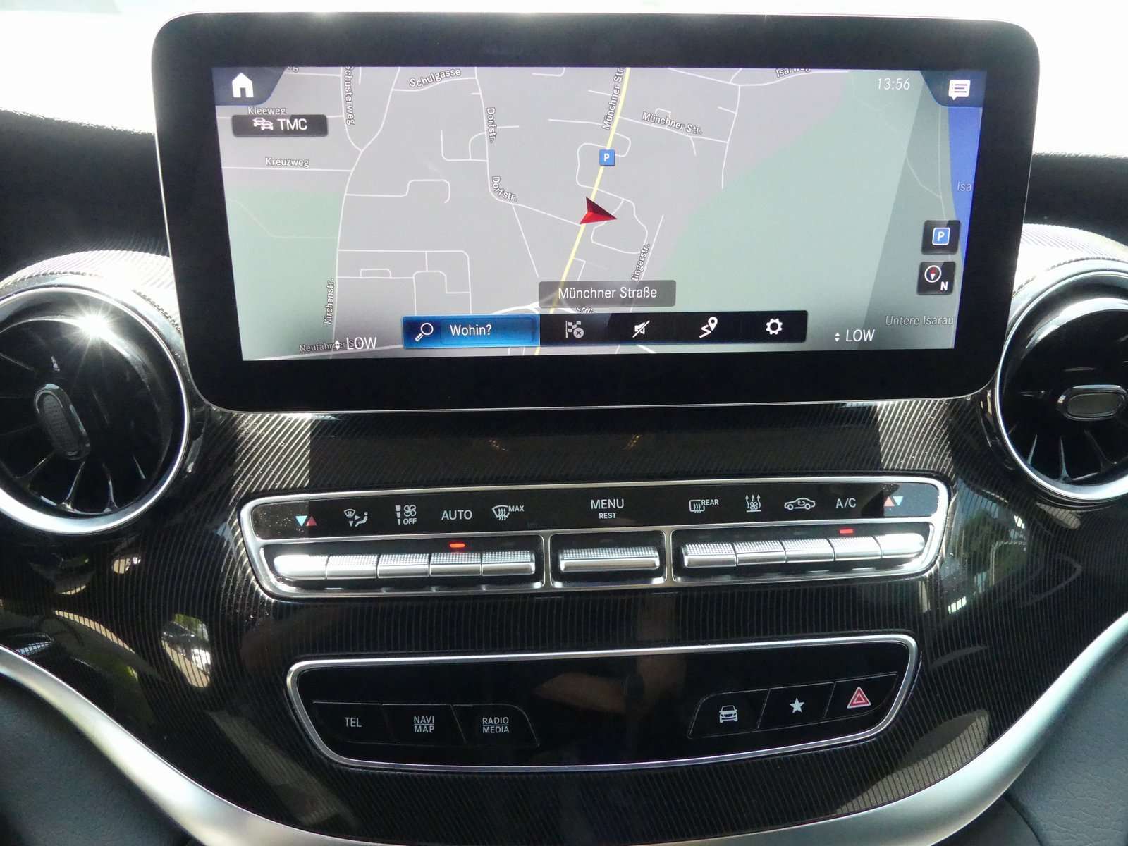 Mercedes-Benz V 220