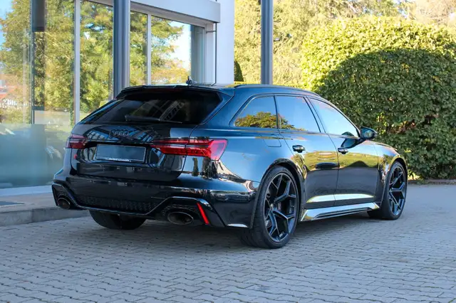 Audi RS6 view 5