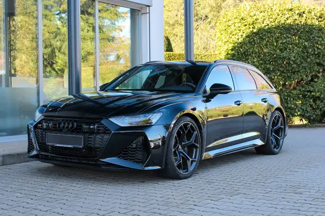 2024 Audi RS6 in Black for sale