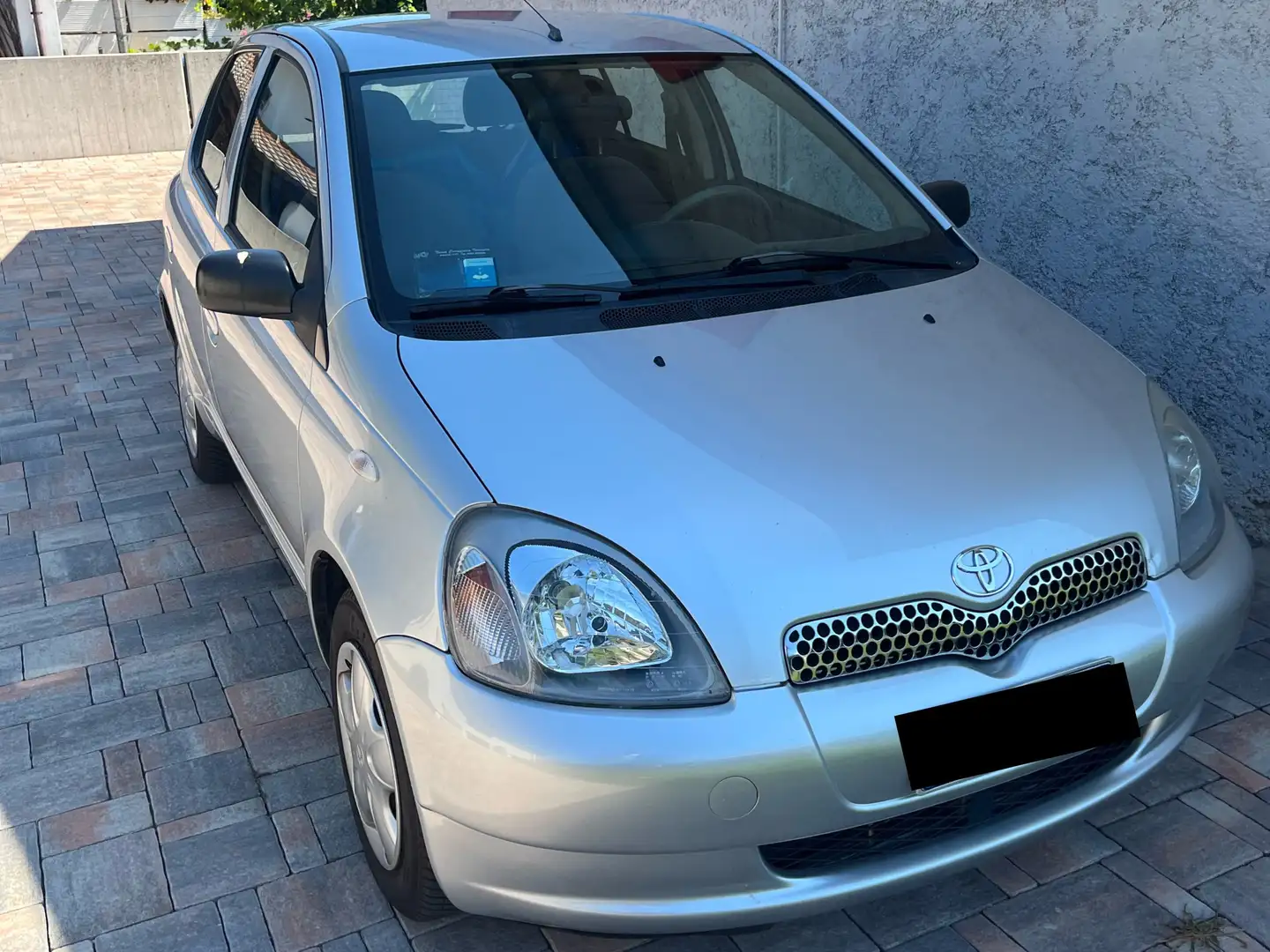 Toyota Yaris 5p 1.0 Sol - NEOPATENTATI - UNICO PROPRIETARIO - 1