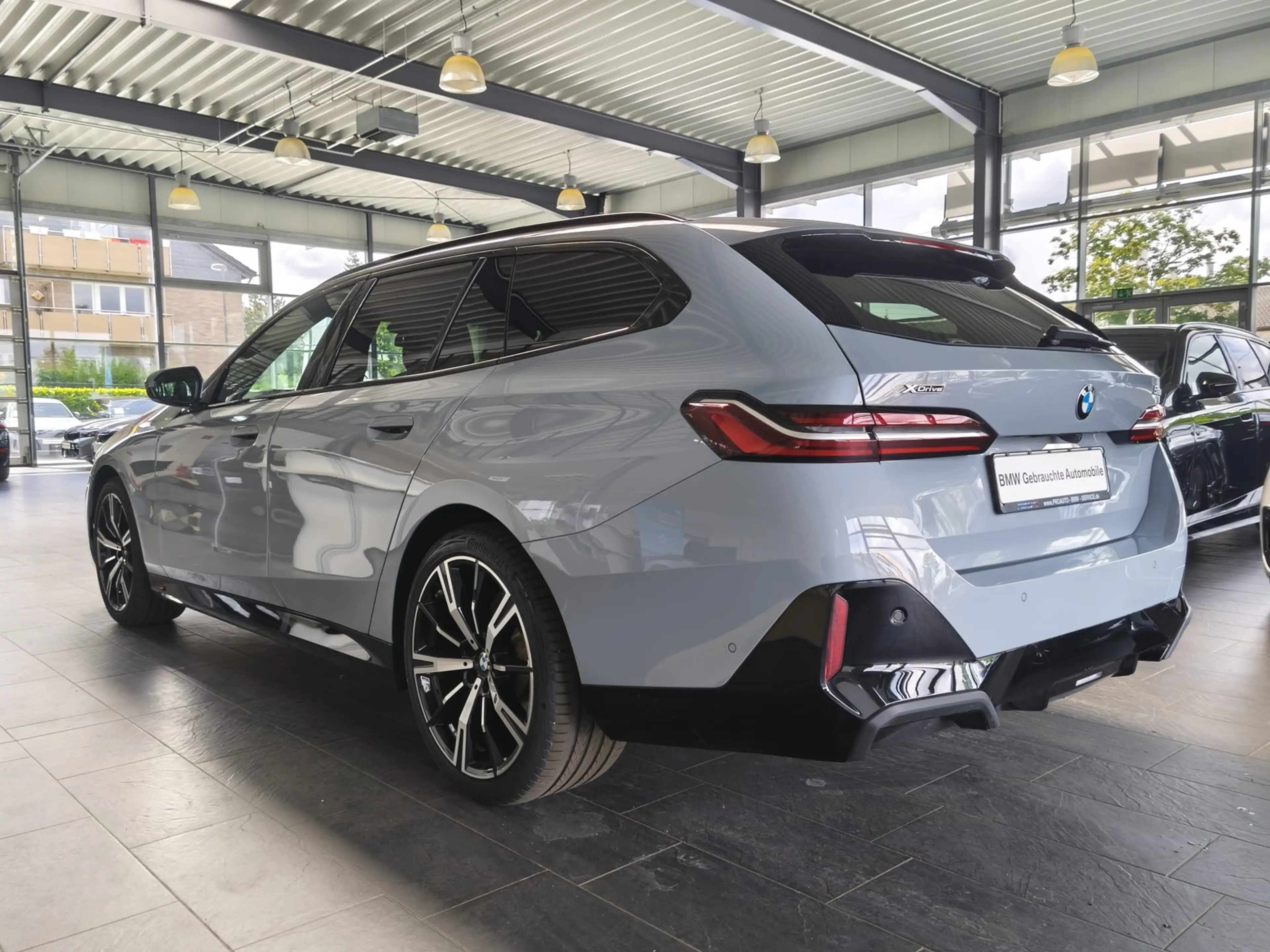BMW 520 d xDr M Sport Tour. 360°/HUD/Travel/20"/AHK — photo 4