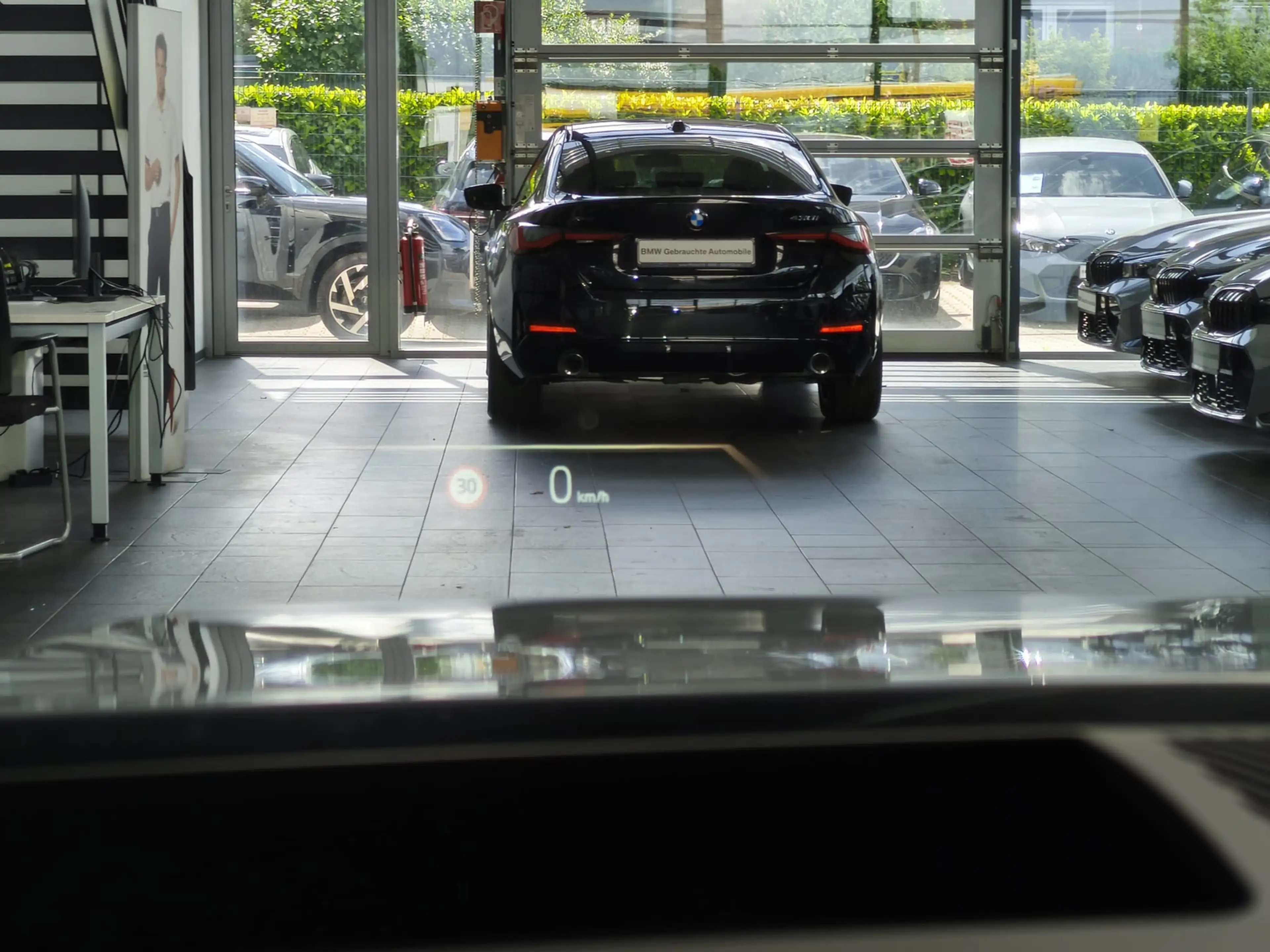 BMW 520 d xDr M Sport Tour. 360°/HUD/Travel/20"/AHK — photo 11