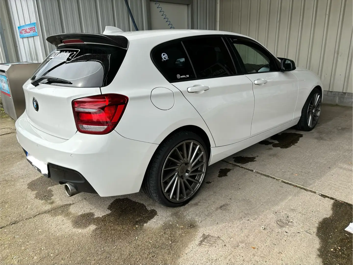 BMW 114 114i Blanc - 2