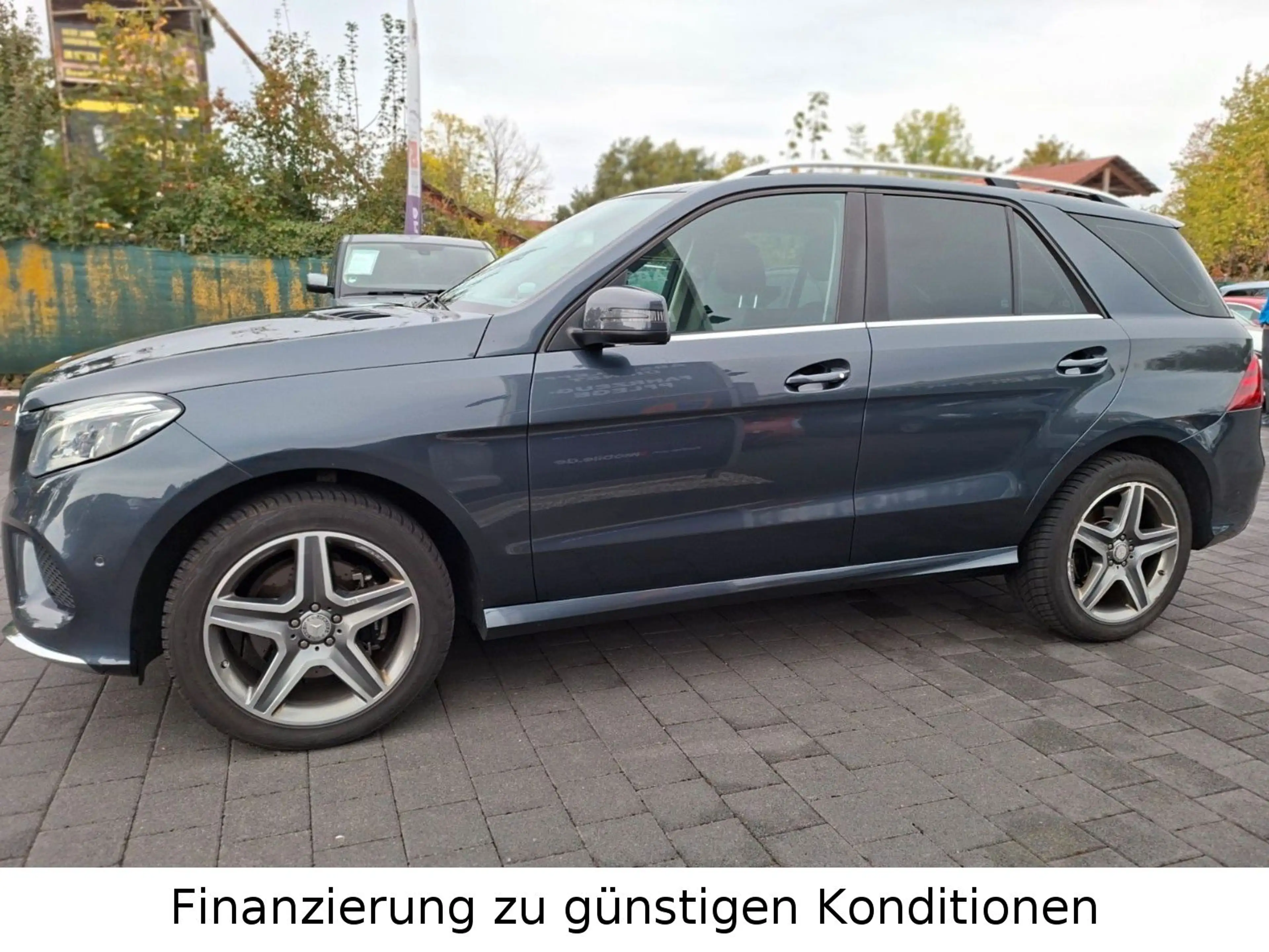 Mercedes-Benz GLE 350 d 4Matic *PANO*AMG-LINE*R-KAMERA*NAVI* — photo 5