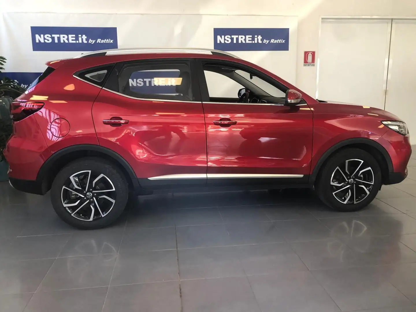 MG ZS ZS 2021 1.0 Luxury AUTOMATICO Rood - 2