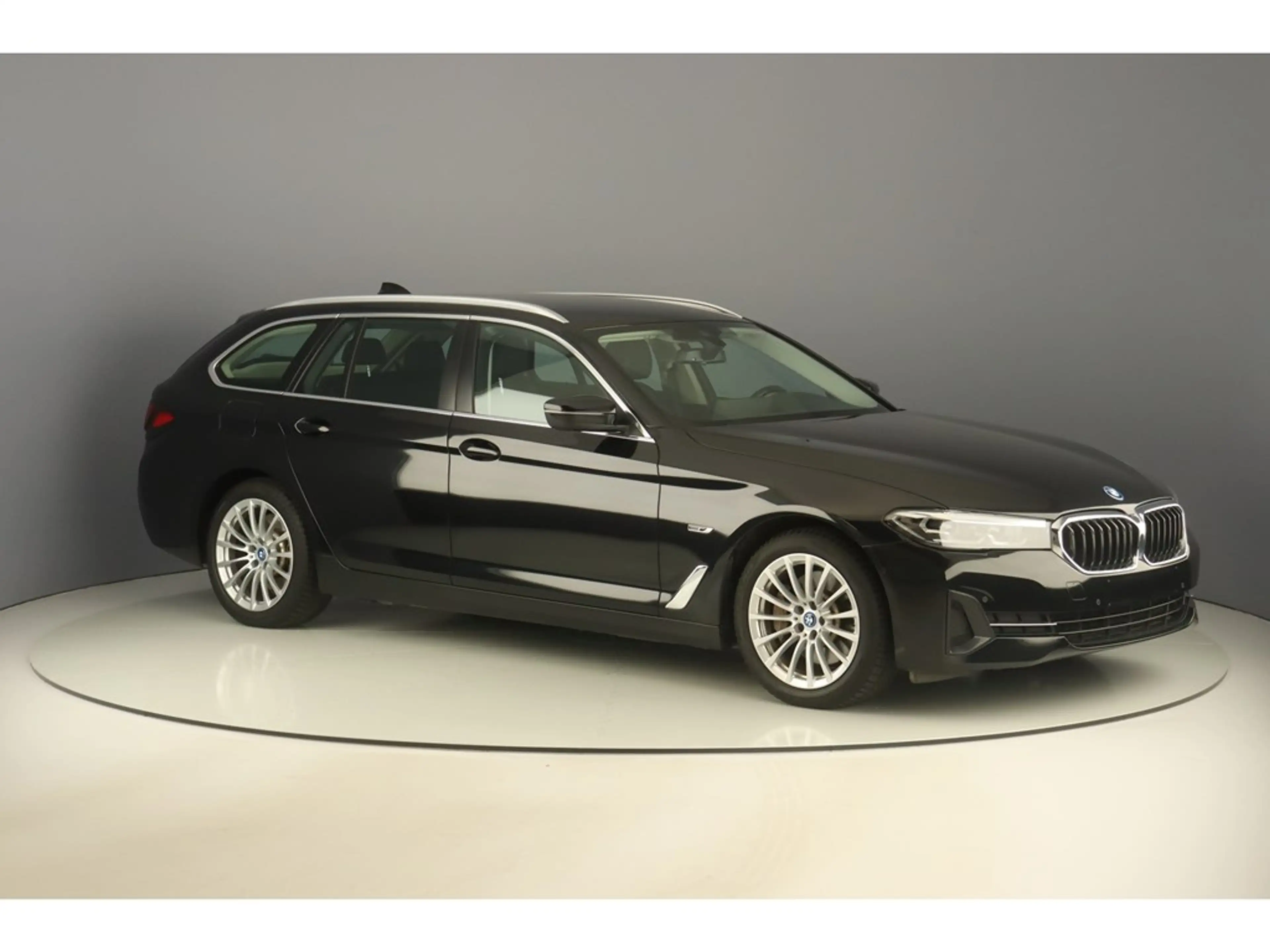 BMW 530 e Touring 292pk Pack Business — photo 7