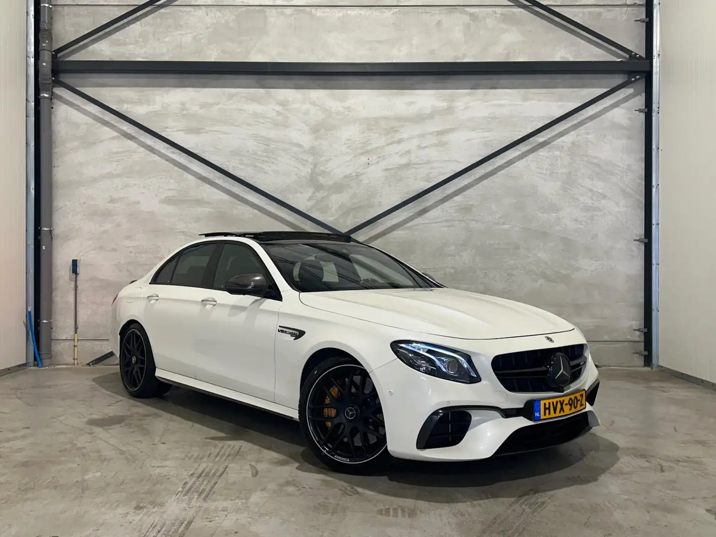 Mercedes-Benz E 63 AMG S 4MATIC+ CARBON|KERAMISCH|VOL Blanc - 1