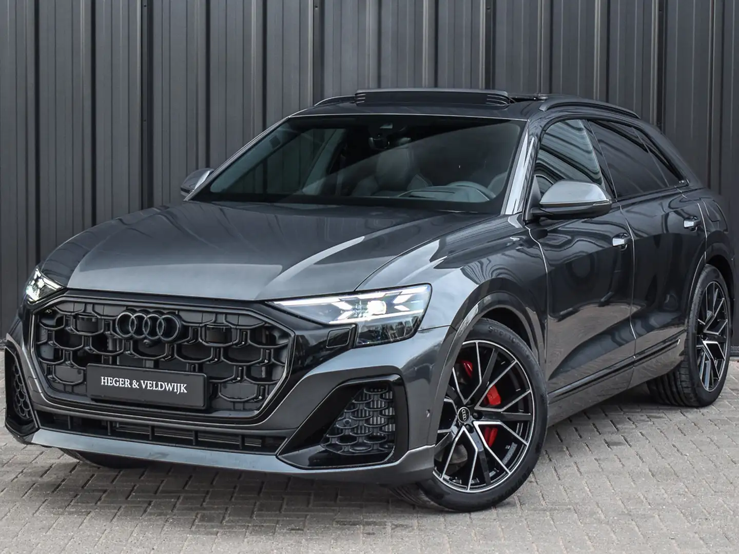 Audi Q8 55TFSI e QUATTRO PRO LINE S COMPETITION | S-SEATS Gris - 2