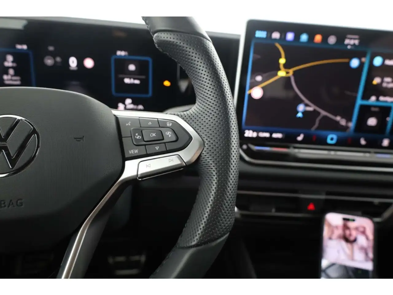 Volkswagen Tiguan 1.5 eHybrid R-Line DSG AHK/Matrix/NAV/RFK, миниатюра 16