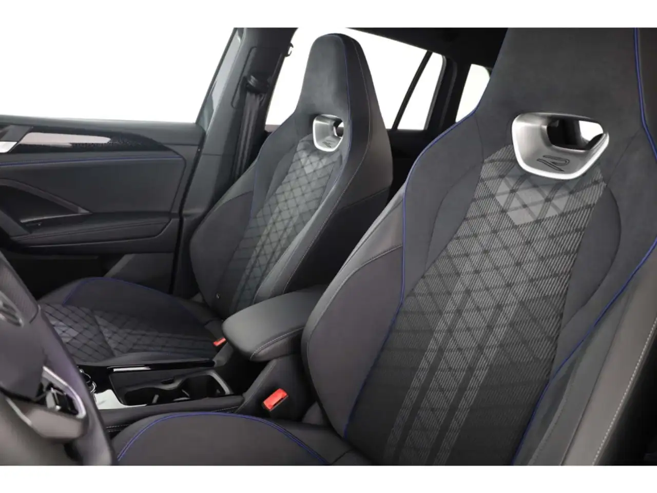 Volkswagen Tiguan 1.5 eHybrid R-Line DSG AHK/Matrix/NAV/RFK, миниатюра 11