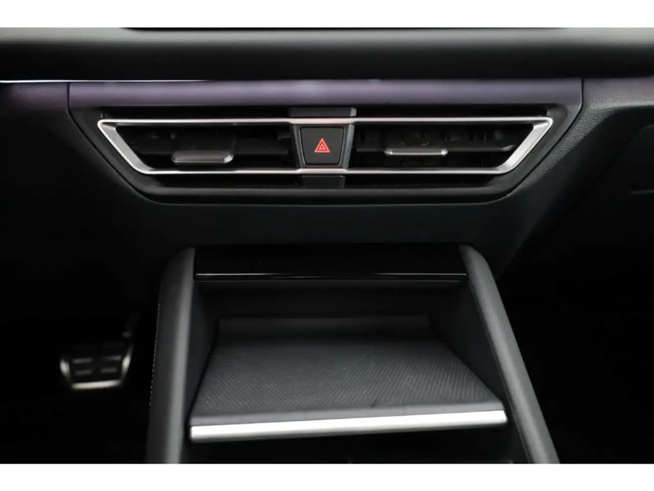 Volkswagen Tiguan 1.5 eHybrid R-Line DSG AHK/Matrix/NAV/RFK, миниатюра 22