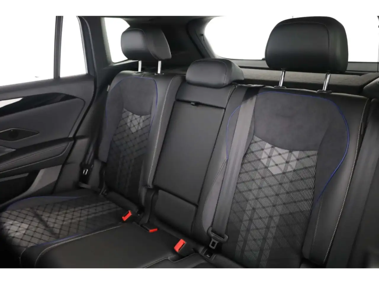 Volkswagen Tiguan 1.5 eHybrid R-Line DSG AHK/Matrix/NAV/RFK, миниатюра 12